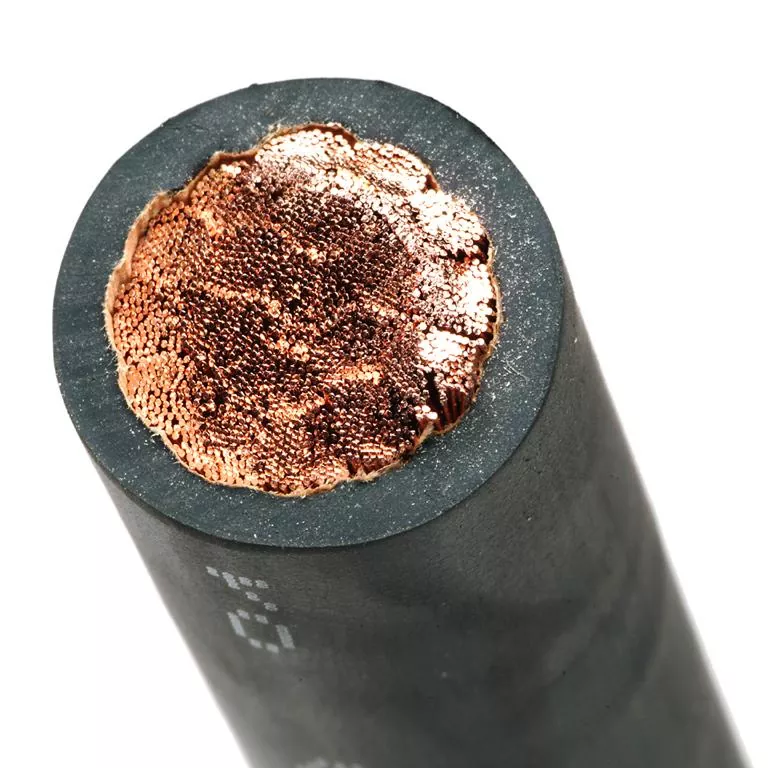 Cén fáth a bhfuil Cábla Táthú Rubair Uiscedhíonach Riachtanach le haghaidh Feidhmchláir Trom-Dleachta